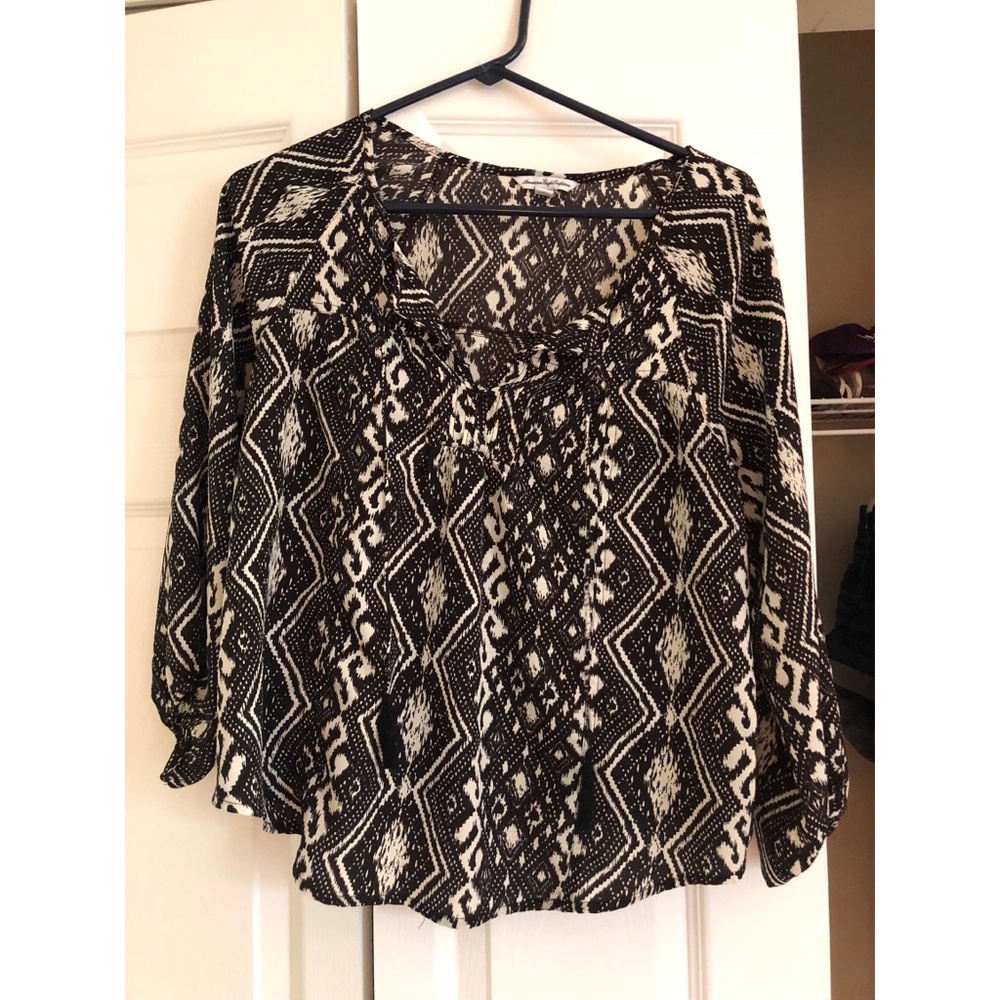 Black + White Print Top!